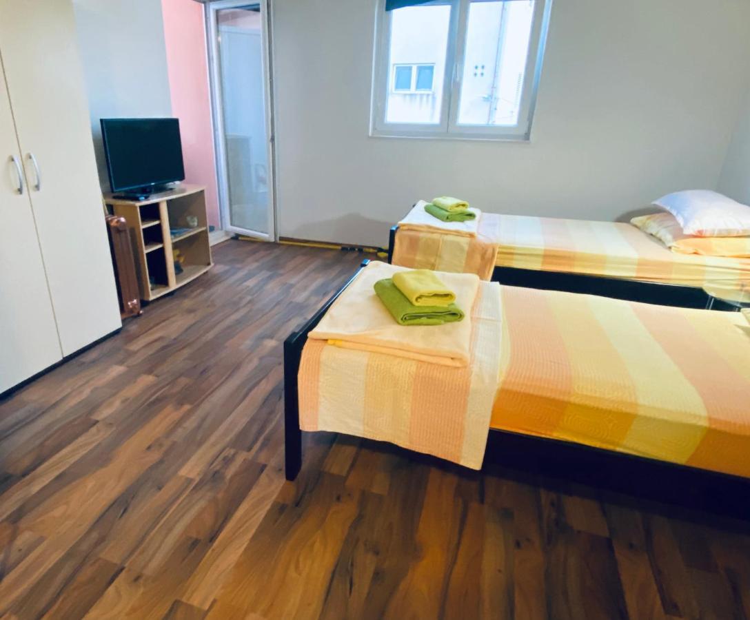 Apartments Mani Trogir Ngoại thất bức ảnh