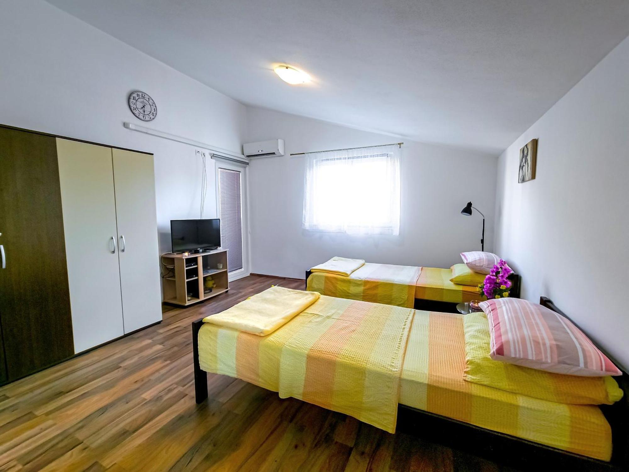 Apartments Mani Trogir Ngoại thất bức ảnh