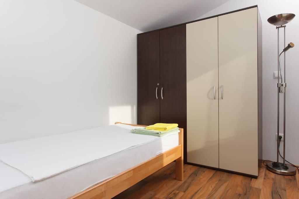 Apartments Mani Trogir Ngoại thất bức ảnh