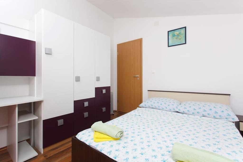 Apartments Mani Trogir Ngoại thất bức ảnh